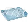 A blue plastic cake carrier with a clear plastic lid featuring a grid pattern. Anteprima dell’immagine prodotto