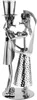 A metal sculpture of a bride and groom. Anteprima dell’immagine prodotto