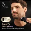 A man is shaving his neck with an electric razor, with marketing text and warranty information overlaid on the image. Náhľad obrázku produktu