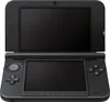 A black Nintendo 3DS XL handheld game console is shown from the front. Produktbild-Vorschau