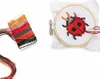Kit ricamo - Disegnare una coccinella - Ø 8 cm Anteprima dell’immagine prodotto 1
