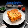 A close-up of a slice of lasagna on a plate, with text overlays describing product features. Produktbild-Vorschau