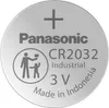 A close-up, front-facing view of a Panasonic CR2032 industrial lithium coin cell battery. Anteprima dell’immagine prodotto