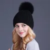 Cappello invernale, Cappello da donna con pompon, Cappello Anteprima dell’immagine prodotto 2