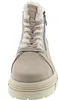A close-up front view of a cream-colored boot with white fur trim. Anteprima dell’immagine prodotto