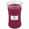 A WoodWick Black Cherry scented candle in a glass jar. Náhled obrázku produktu