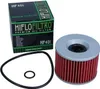 A Hiflofiltro HF401 oil filter, its packaging box, and two rubber gaskets are displayed against a white background. Voir les images du produit