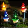Close-up of colorful Christmas tree-shaped lights on a Christmas tree. Podgląd zdjęcia produktu