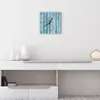 DEQORI Glasuhr 30x30 cm Modern 'Rustikale Holzwand' Wanduhr Produktbild-Vorschau 3