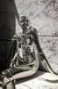Große Statue „Genoid Cyberpunk“ von Hajime Sorayama Produktbild-Vorschau 4