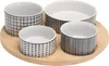 Quatre bols en porcelaine sur un plateau en bambou pour Voir les images du produit 10