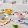 Set di 3 ciotole con coperchi e 1 ventosa Colori divertenti Anteprima dell’immagine prodotto 4
