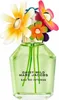 A bottle of Marc Jacobs Daisy Wild Eau So Intense perfume with decorative flowers on top. Voir les images du produit