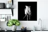MuchoWow® Poster Rosen - Blumen - Schwarz - Weiß 50x50 cm - Produktbild-Vorschau 3