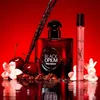Yves Saint Laurent Black Opium Over Red Eau de Parfum pour Voir les images du produit 13