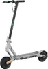 A studio shot of a gray and black electric scooter against a white background. Voir les images du produit