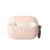 A pink Karl Lagerfeld AirPods Pro 2 case with a black ring attached. Produktbild-Vorschau