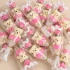 Bouquet de fleurs artificielles avec un ours en peluche, Voir les images du produit 4