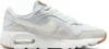 A side view of a white Nike Air Max Sc shoe. Produktbild-Vorschau