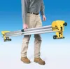 A person is holding a DeWalt panel saw stand. Náhled obrázku produktu