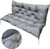A gray tufted cushion for a Hollywood swing or garden bench, shown from a slightly elevated diagonal angle against a white background. A close-up inset shows the texture of the fabric. Anteprima dell’immagine prodotto