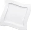A white ceramic plate with a wavy edge. Produktbild-Vorschau