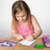 Kit créatif TREFL Skillmatics, Foil Fun, Licornes et Voir les images du produit 5