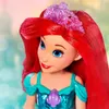 Ariel-pop – Disney Royal Shimmer collectie, 29 cm Productafbeelding-voorbeeld 2