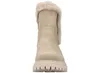 A front view of a beige winter boot with faux fur trim. Voir les images du produit