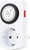 A white mechanical timer plug with a black dial and red switch. Produktbild-Vorschau