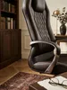 Bürostuhl Echtleder braun Nahaufnahme natürliche Leder-Oberfläche braun mit charakteristischer Narbung und Patina mit Rollen und Höhenverstellung Qualität Möbel Home Office Wohnen_#sku_BARSPM1.297# Produktbild-Vorschau