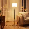 Lampada da terra COSTWAY, altezza 165 cm, con paralume in Anteprima dell’immagine prodotto 2