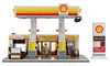 A Lego-style model of a Shell gas station with a shop and car wash. Podgląd zdjęcia produktu