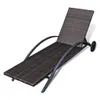 A brown rattan sun lounger with black metal frame and wheels, shown against a white background. Náhľad obrázku produktu