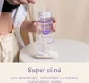 A person is pouring milk into a breast milk storage bag. Podgląd zdjęcia produktu