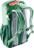 Close-up view of the back of a green backpack, showing straps, pockets, and a wallet with keys attached. Voir les images du produit