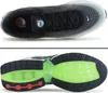 Baskets Nike Air Max, taille 42 Voir les images du produit 9