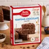 Mezcla para pastel de chocolate Betty Crocker, 425g Vista previa de la imagen del producto 1