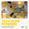 People using power banks to charge multiple devices outdoors. Produktbild-Vorschau