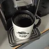 nen Scheiß muss ich Kaffeebecher Schwarz mit coolem Produktbild-Vorschau 7