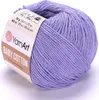 A ball of purple yarn with a label. Produktbild-Vorschau