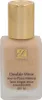 A product shot of Estee Lauder Double Wear foundation. Voir les images du produit