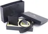 A gift set for men including a wallet and belt, presented in packaging. Anteprima dell’immagine prodotto