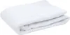 A white duvet folded on a white background. Anteprima dell’immagine prodotto