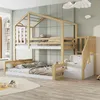 A children's bedroom with a bunk bed designed like a house. Anteprima dell’immagine prodotto