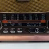 Rétro Bluetooth Radio AM FM SW Radio de valise Supporte USB Voir les images du produit 6