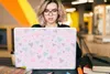 MuchoWow® Laptop Aufkleber Sticker Cover Mädchen - Herzen - Produktbild-Vorschau 5
