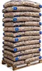 A stack of 39 bags of wood chips on a wooden pallet. Produktbild-Vorschau