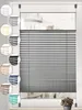 A window with blinds and a selection of different colored blinds shown in circular swatches on the left. Produktbild-Vorschau