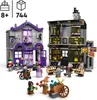 A LEGO Harry Potter building set featuring two shops from Diagon Alley, Ollivanders and Madam Malkin's, with several minifigures. Produktbild-Vorschau